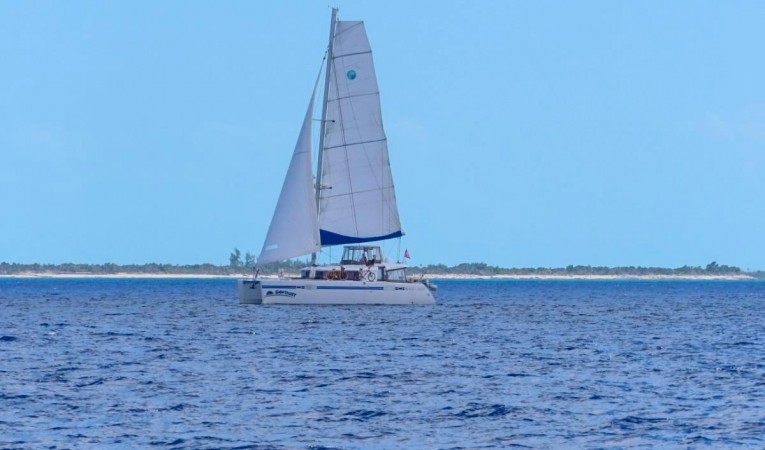45 Lagoon 