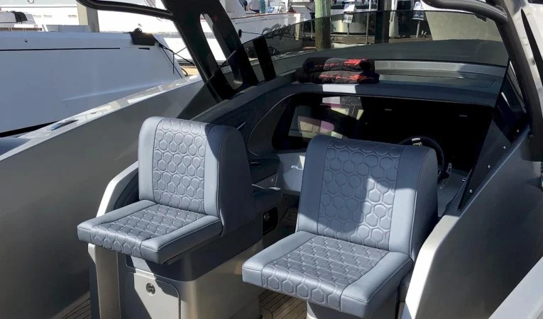 38 SV Yachts 