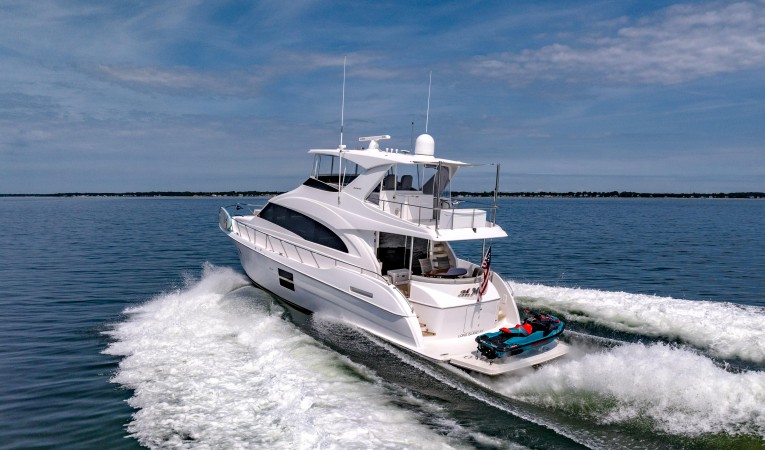 60 Hatteras 