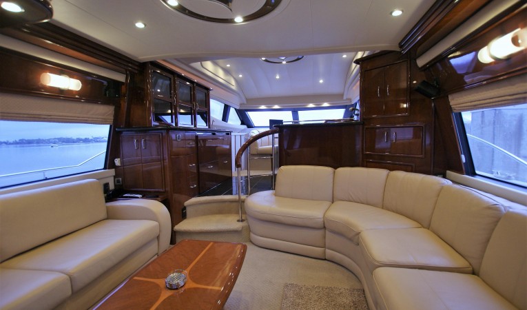 59 Marquis salon forward