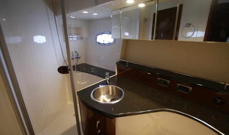 59 Marquis VIP head and shower