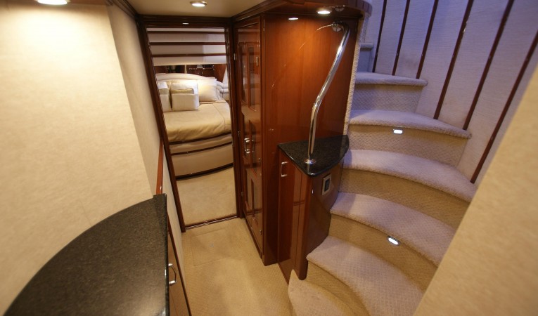 59 Marquis stairway to cabins