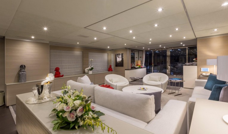 140 Benetti Main Salon