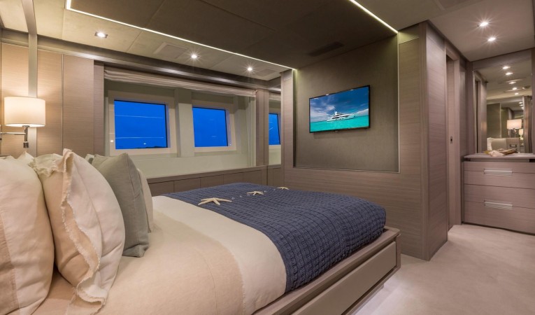 140 Benetti Starboard Guest Stateroom