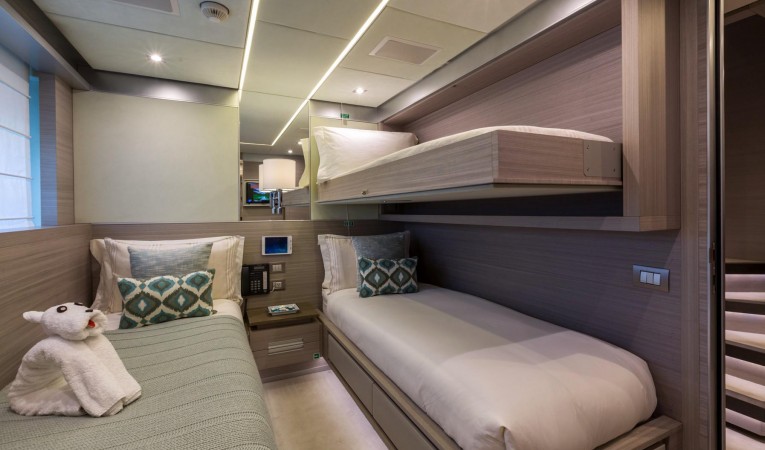 140 Benetti Port Twin Stateroom