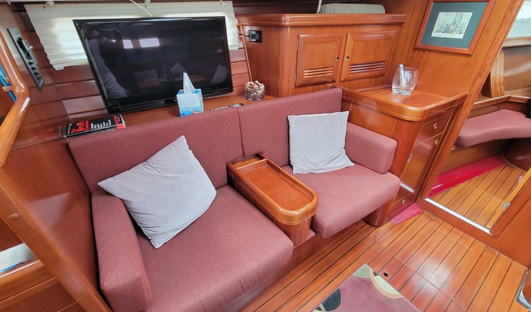 47 Beneteau 