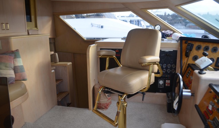 85 Monk Pilothouse