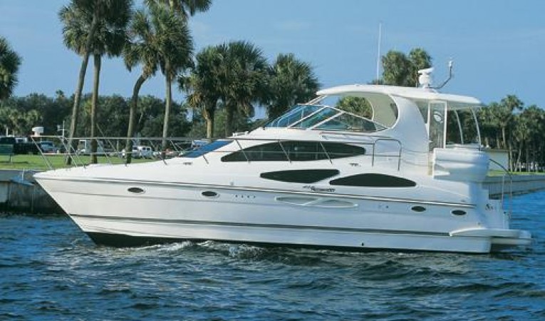 41 Cruisers Yachts Manufacturer Provided Image