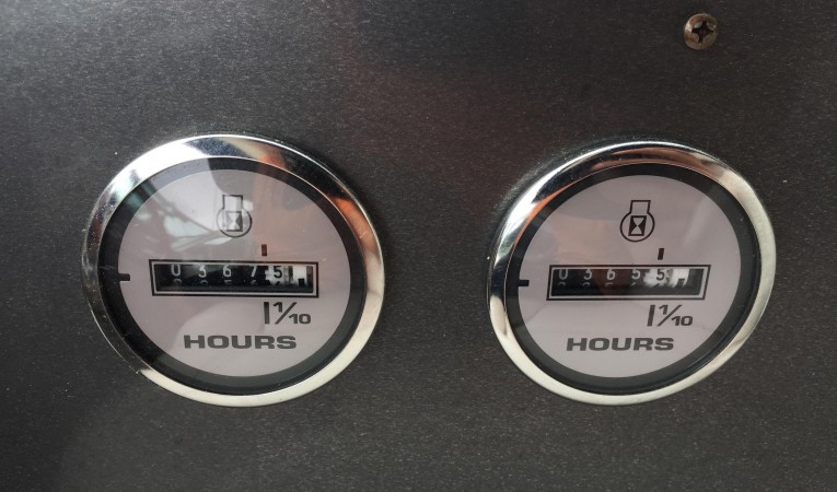 36 Doral Engine Tacks