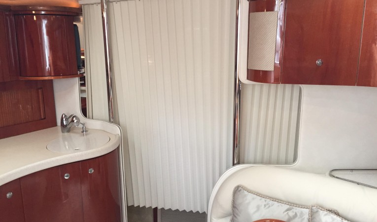 36 Doral Forward Privacy Curtain