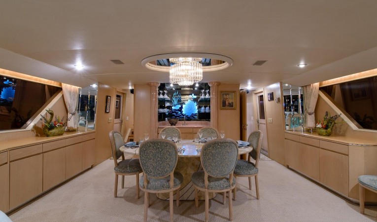 85 Broward Dining Salon