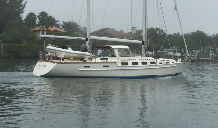 63 Cruising Ketch Starboard stern Profile