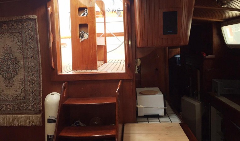 63 Cruising Ketch Salon looking into cockpit