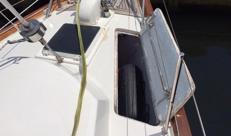 63 Cruising Ketch Bow Storage
