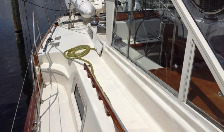 63 Cruising Ketch Starboard side looking aft