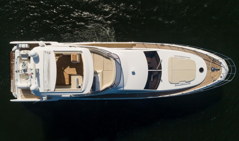 70 Azimut 