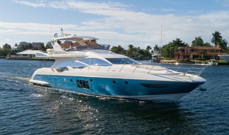 70 Azimut 