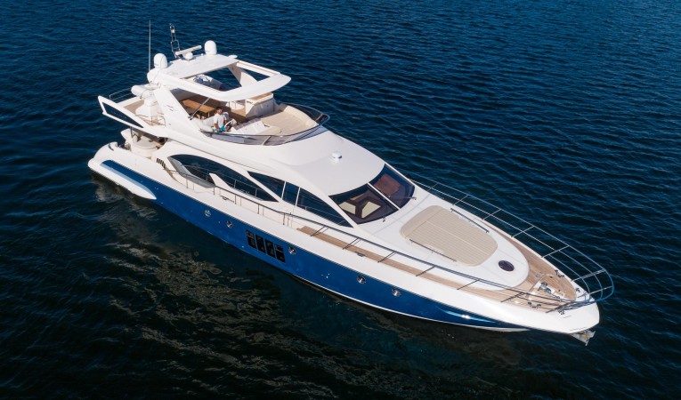 70 Azimut 