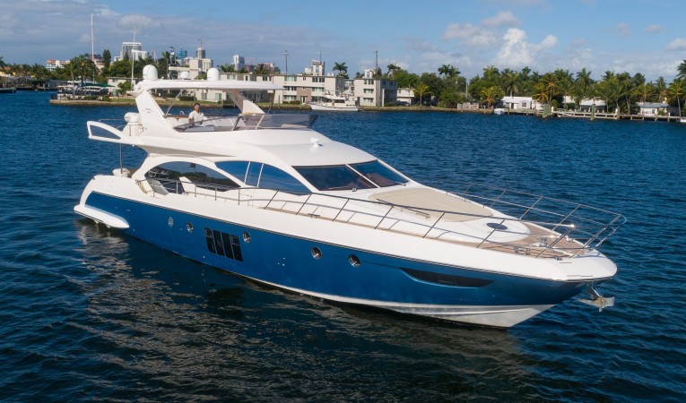 70 Azimut 