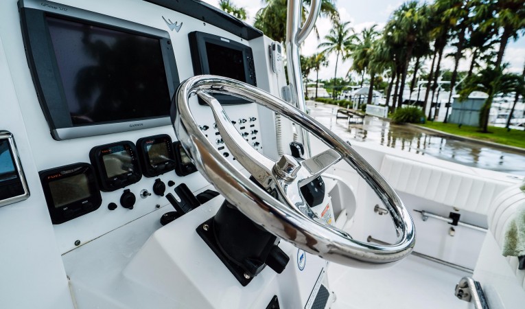 28 Southport Helm 2