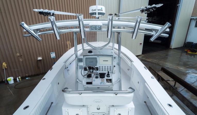 28 Southport T-Top w/ Rodholders