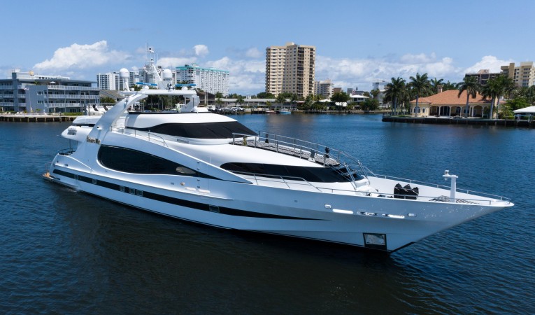 118 Millennium Super Yachts 