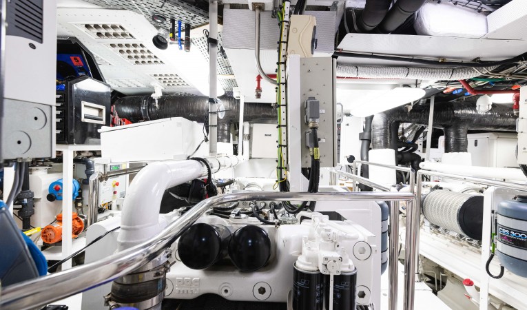 118 Millennium Super Yachts 