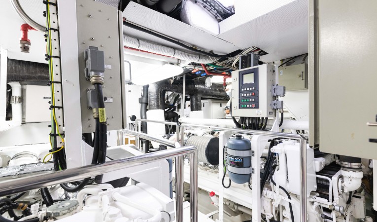 118 Millennium Super Yachts 