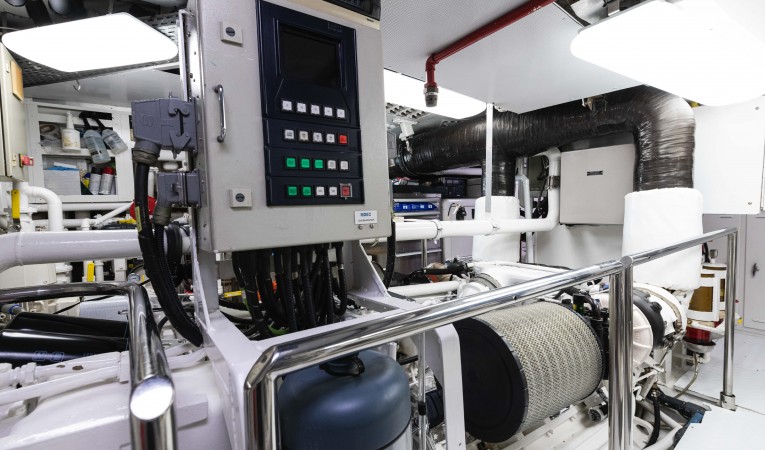 118 Millennium Super Yachts 