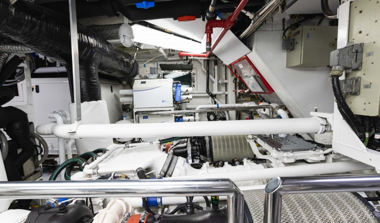 118 Millennium Super Yachts 