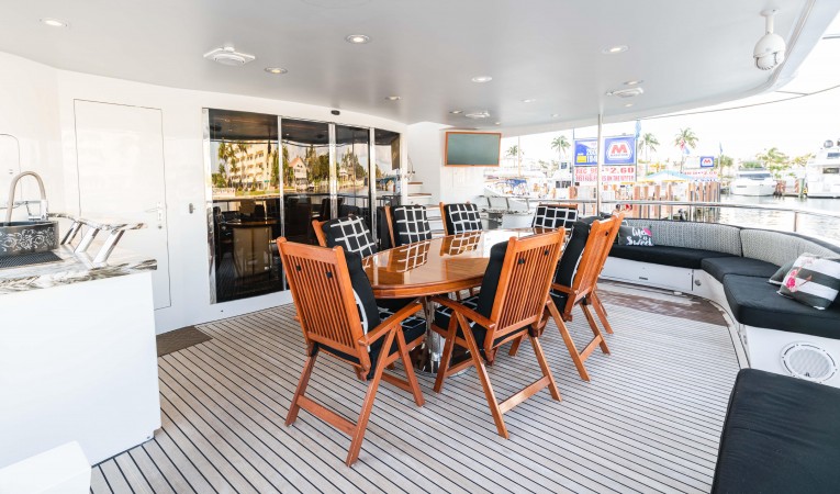 118 Millennium Super Yachts 