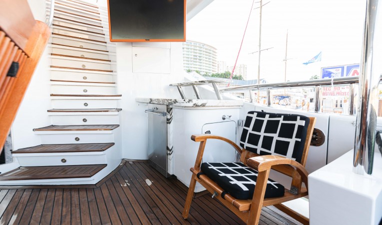 118 Millennium Super Yachts 