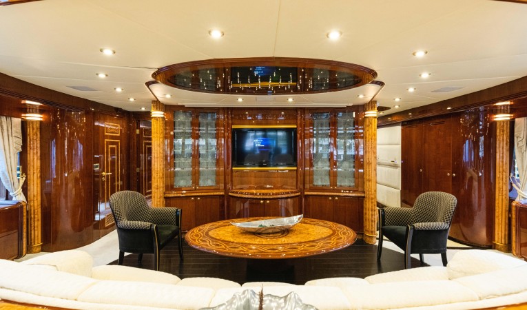 118 Millennium Super Yachts 