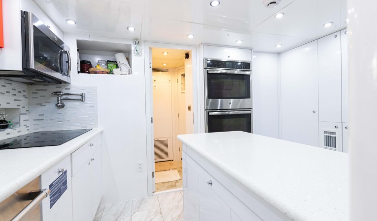 118 Millennium Super Yachts 