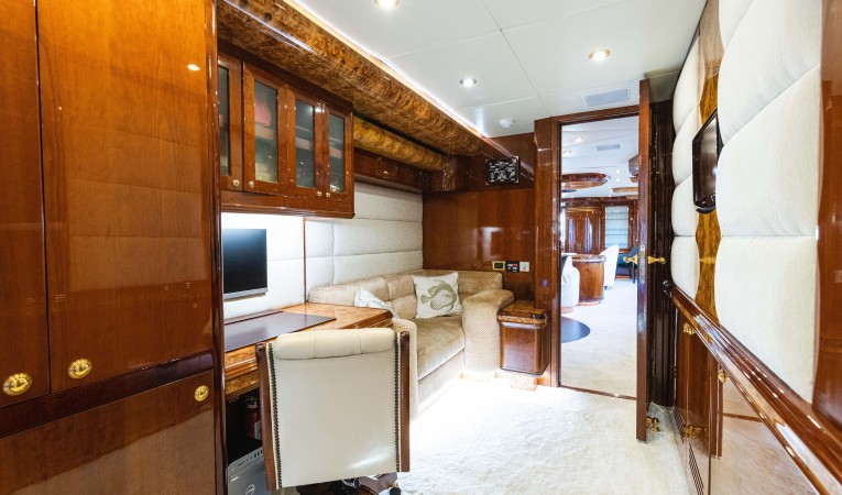 118 Millennium Super Yachts 