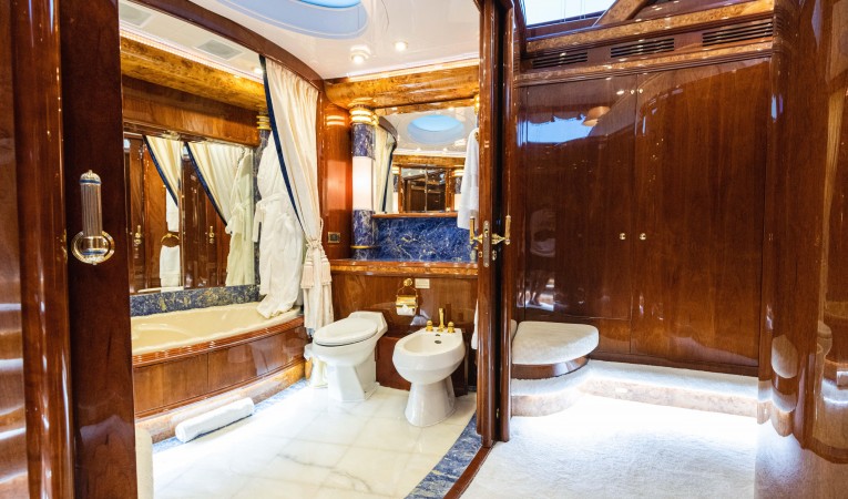 118 Millennium Super Yachts 