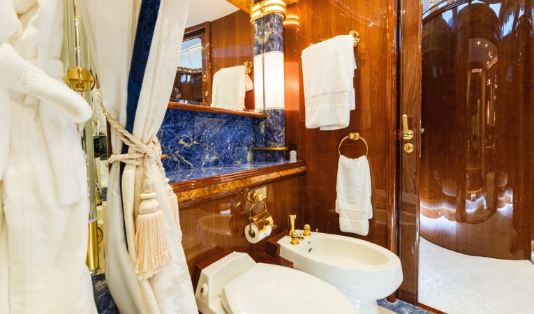 118 Millennium Super Yachts 