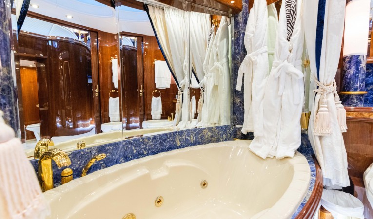 118 Millennium Super Yachts 