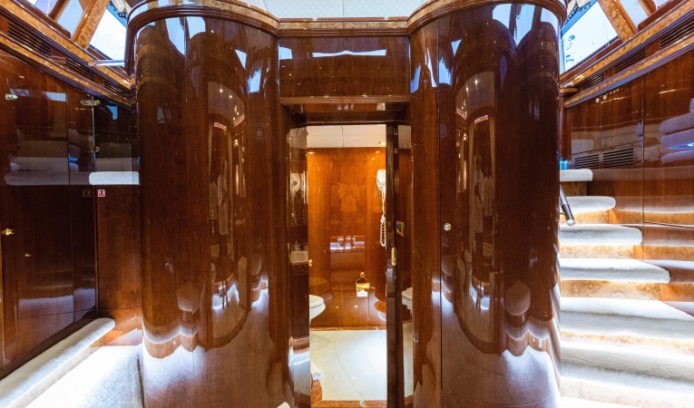 118 Millennium Super Yachts 