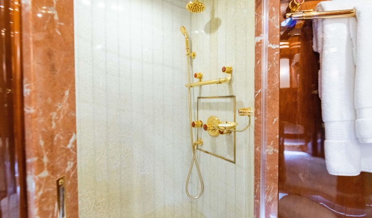 118 Millennium Super Yachts 