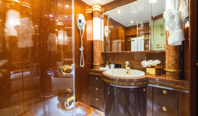 118 Millennium Super Yachts 