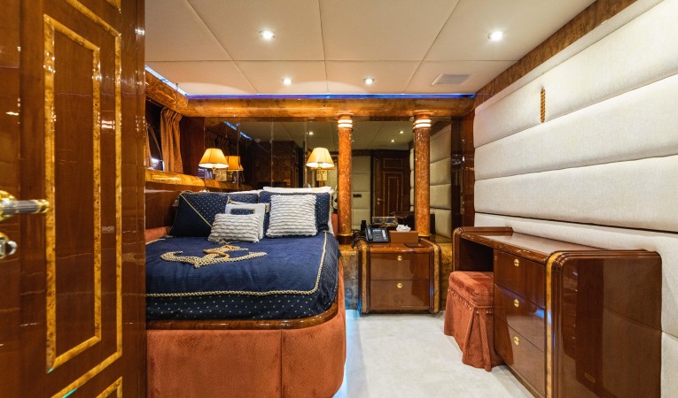 118 Millennium Super Yachts 