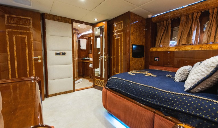 118 Millennium Super Yachts 