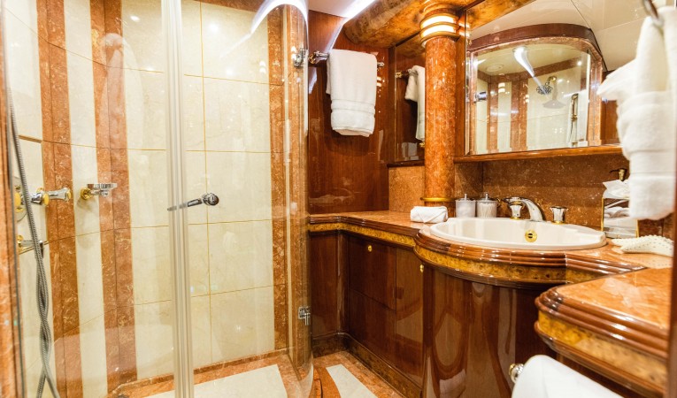 118 Millennium Super Yachts 