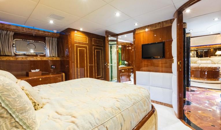 118 Millennium Super Yachts 