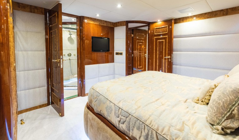 118 Millennium Super Yachts 