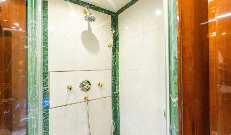 118 Millennium Super Yachts 