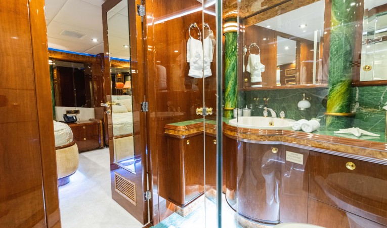 118 Millennium Super Yachts 