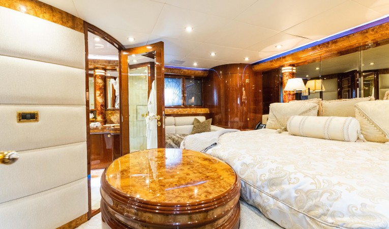 118 Millennium Super Yachts 