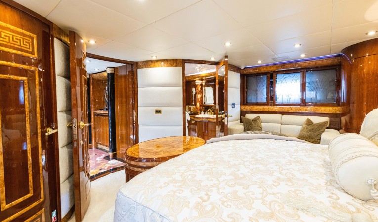 118 Millennium Super Yachts 